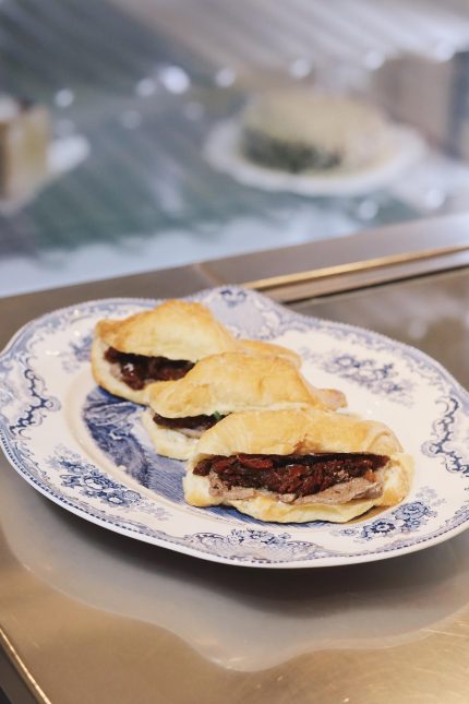 Tap Churrasco Tomate Deshidratado Croissant - 25 Unidades